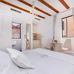 Roko House