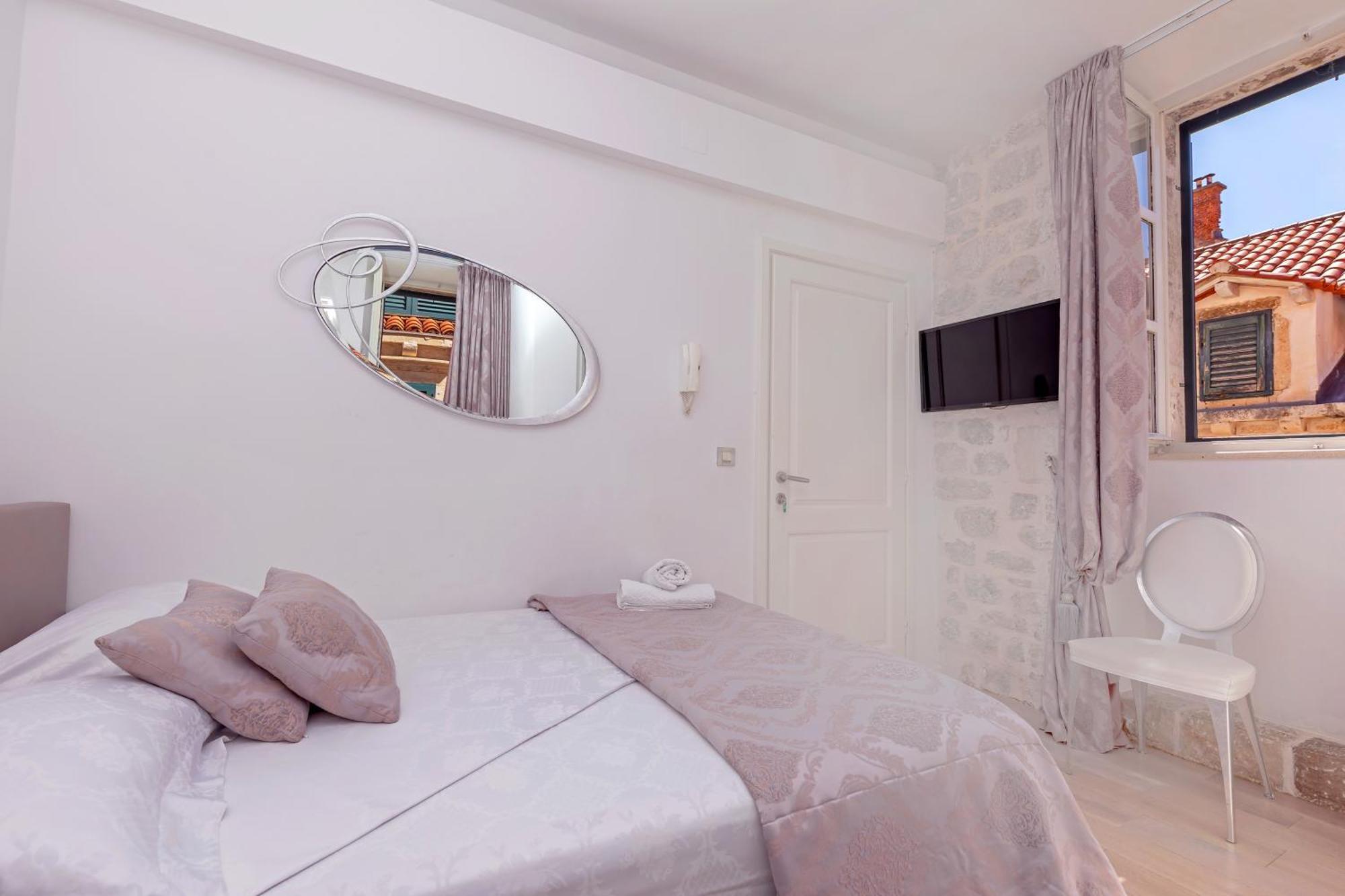 Apartment Roko House